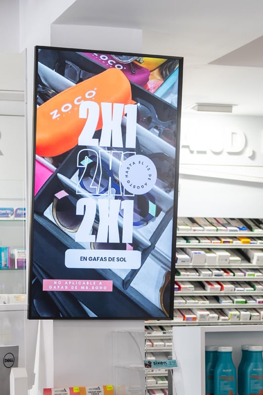 pantallas farmacia interior